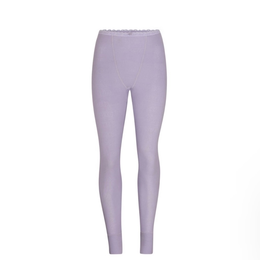 SKIMS lace Pointelle leggings.